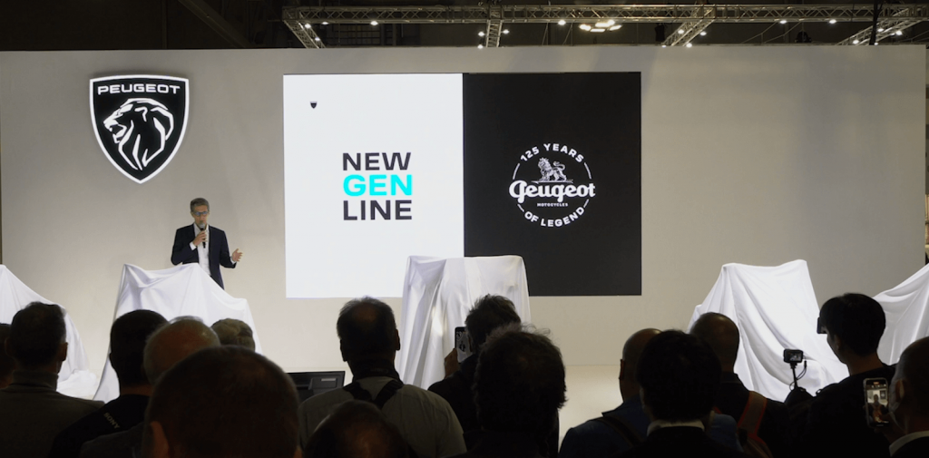 Présentation PowerPoint professionnelle pour la Conférence de presse Peugeot Motocycles